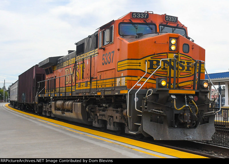 BNSF 5337